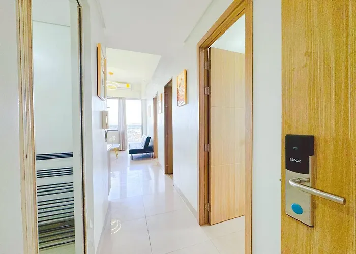 Shore2 2br Bay View