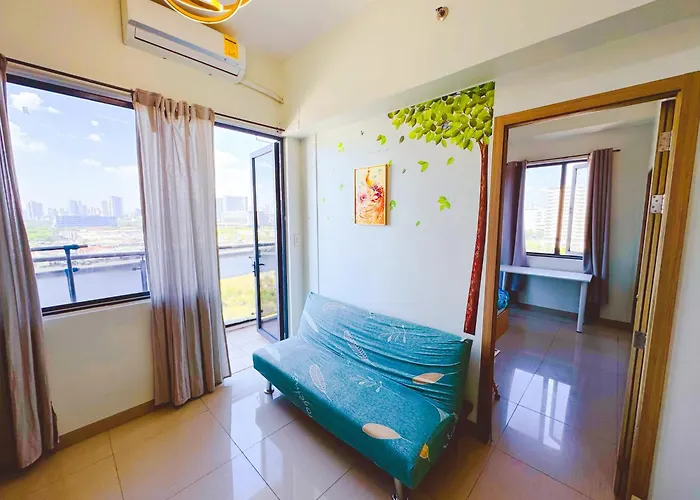 Shore2 2br Bay View * Manila